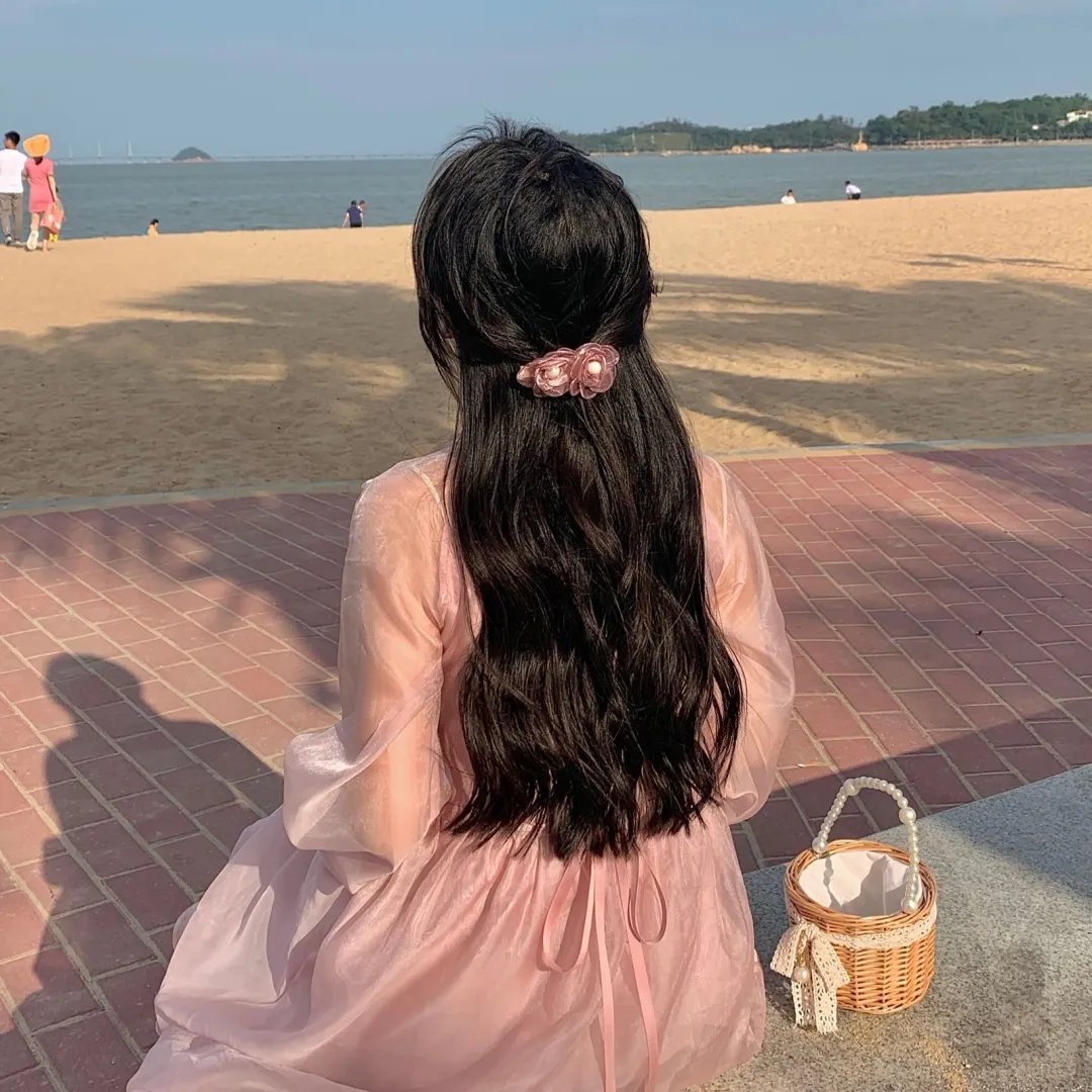 大鼻子小英雄